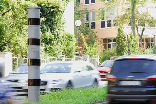 Bild: Verkehrssicherheitsprogramm der Bundesregierung: VITRONIC-Technologie stützt Verkehrspolitik