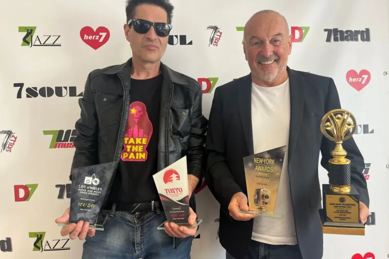 Bild: Take The Pain und 7us media group: Vier Awards für einen Song