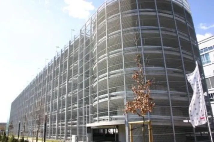 Bild: Sicherheit im Parkhausbau