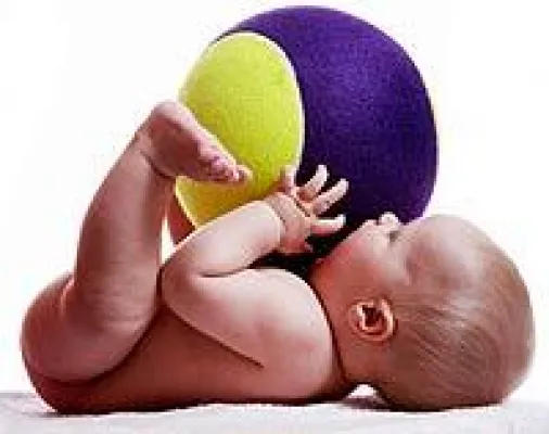 Bild: Spielen: Das macht Babys Spaß – und fördert ihre Entwicklung