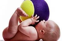 Bild: Spielen: Das macht Babys Spaß – und fördert ihre Entwicklung