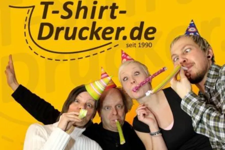 Bild: Der singende T-Shirt-Drucker Atze Bauer feiert Jubiläum