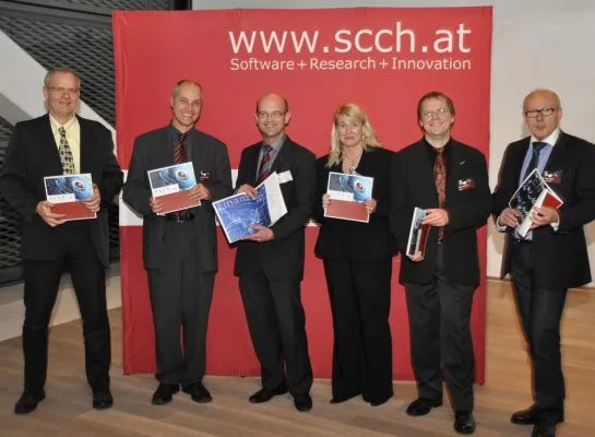 Software Experten genossen sündiges Kabarett Bild: Software Experten genossen sündiges Kabarett