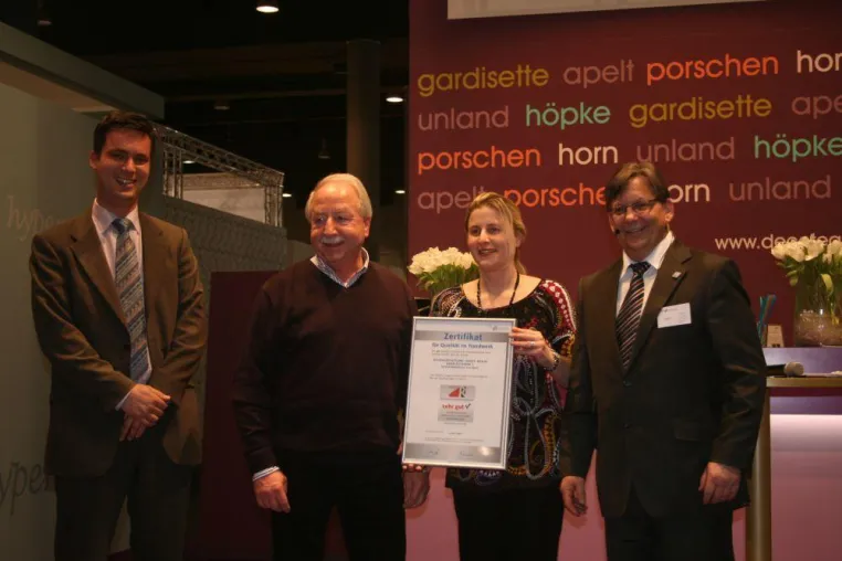 Initiative „Qualität im Handwerk“ ehrt Spitzenbetriebe auf der Messe Heimtextil 2010 Bild: Initiative „Qualität im Handwerk“ ehrt Spitzenbetriebe auf der Messe Heimtextil 2010