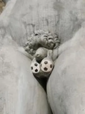 Tipps zur schönsten und zweitschönsten Nebensache der Welt: Fußball und Flirten Bild: Tipps zur schönsten und zweitschönsten Nebensache der Welt: Fußball und Flirten