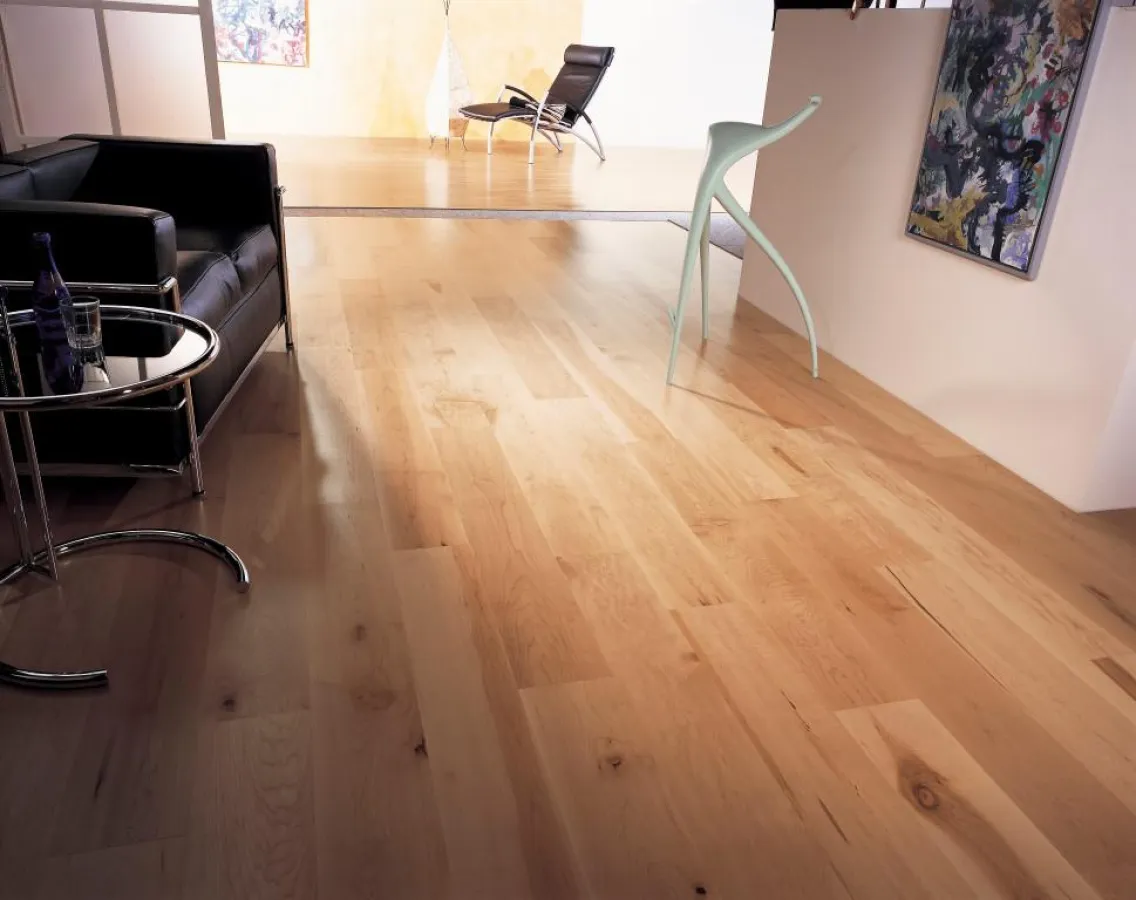 Parkett hat viele Leben. Mehrmals kann es renoviert und umdesignt werden.