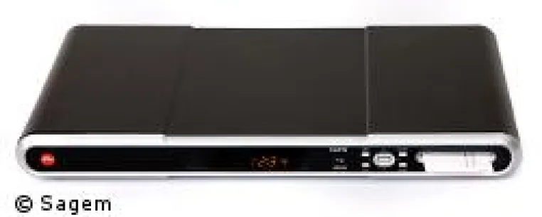Erstkontakt - Neuer IPTV-Festplattenreceiver von Alice Bild: Erstkontakt - Neuer IPTV-Festplattenreceiver von Alice