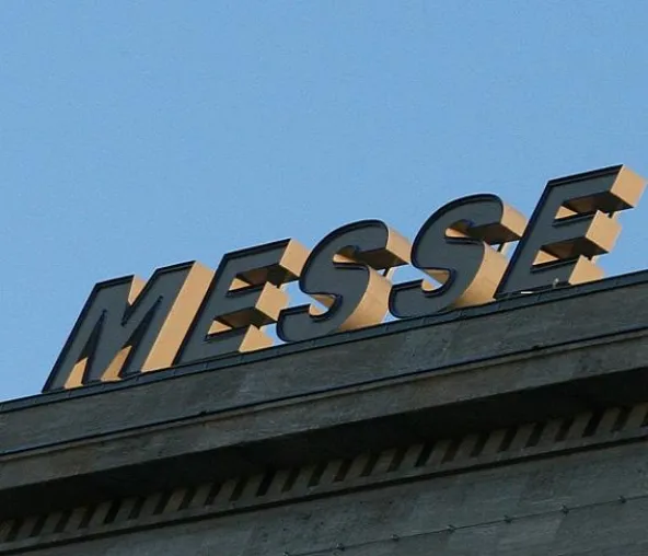 Bild: Neues aus der Möbelwelt – shogazi ® auf der IMM 2009 in Köln