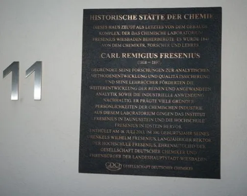 Bild: „Chemisches Laboratorium Fresenius“ wird 12. Historische Stätte der Chemie