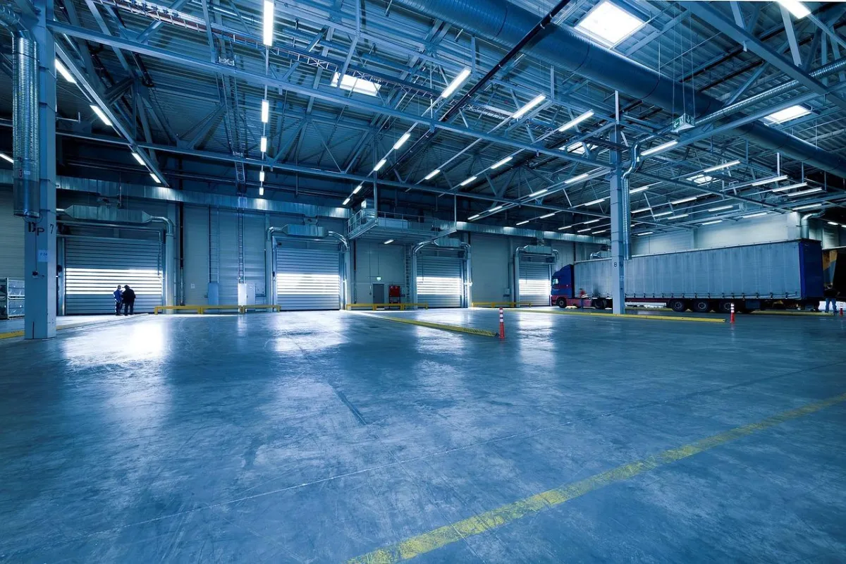 Die Logistikimmobilienwirtschaft freut sich über neue Bestmarken (Bild: pixabay)