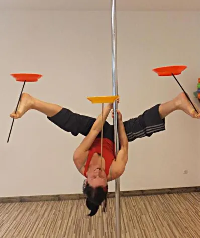 Bild: Pole-Artistik-Workshop bei SK-SPORT