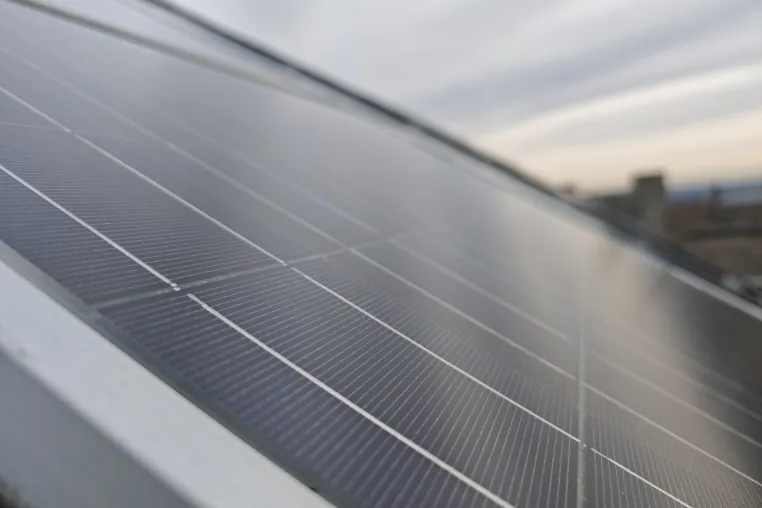 Bild: Perowskit-Solarzellen nachhaltig und in hoher Qualität produzieren