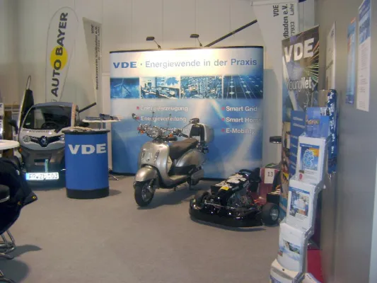 Bild: i+e Messe Freiburg / VDE informiert zu Elektromobilität und Produktsicherheit