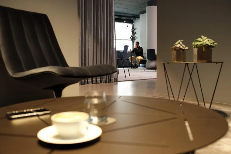 Bild: Coworking zum Abheben: Erste First Class Lounge in Münchner Innenstadt setzt auf Diskretion