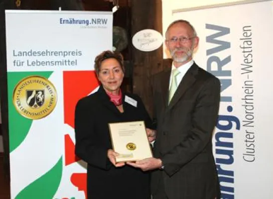 Bild: IBIS erhält vom Landwirtschaftsministerium den „Landesehrenpreis für Lebensmittel NRW“