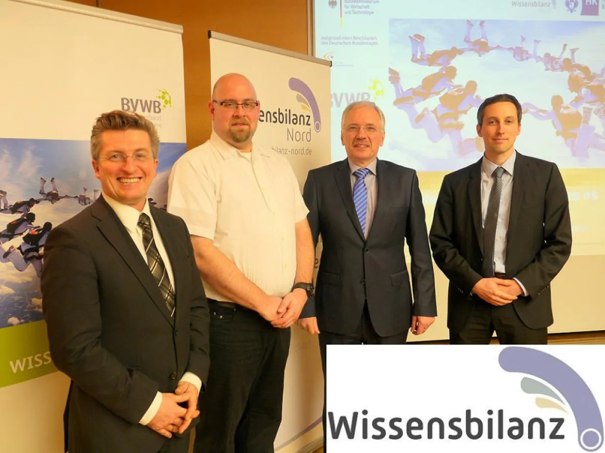 Von rechts nach links: Dr. Dennis Stockinger (Handelskammer), Dipl. Ing. Uwe Ehrhorn, Christian Nobe