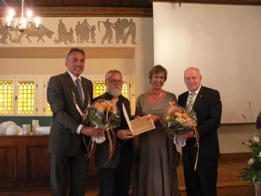 Wernigerode verleiht der kleinsten Porzellanmanufaktur Europas den Kunstpreis 2011 Bild: Wernigerode verleiht der kleinsten Porzellanmanufaktur Europas den Kunstpreis 2011