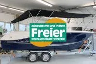 In den Marinas in Ostbayern kommt die Crew der Autosattlerei Freier für Aufmaß und Montage allezeit an Bord. Bild: In den Marinas in Ostbayern kommt die Crew der Autosattlerei Freier für Aufmaß und Montage allezeit an Bord.