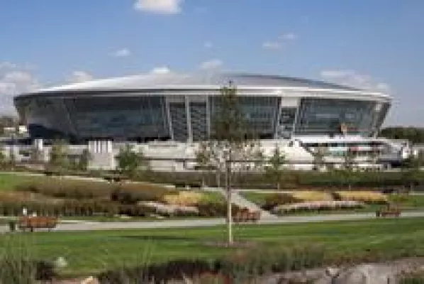 Bild: Neues Bezahlsystem in Stadien der Fußball-Europameisterschaft 2012