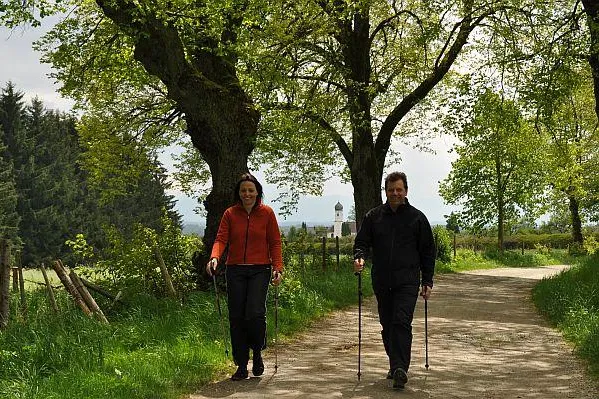 Bild: Liebe auf den ersten Schritt: Im neuen Park wandern und walken Aktive auf 23 reizvollen Routen