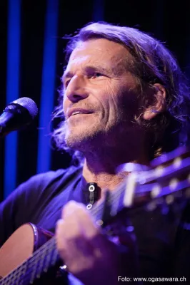 Bild: Hans Söllner live und solo am 24. und 25.01.2015 im Bürgersaal Feldafing am Starnberger See