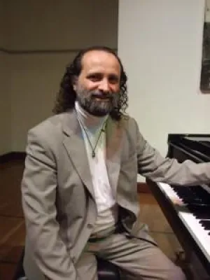 Bild: Zwanzig Jahre sind nichts - Juan María Solare (Klavier) im Goethe-Institut in Göttingen