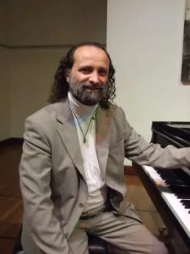 Bild: Zwanzig Jahre sind nichts - Juan María Solare (Klavier) im Goethe-Institut in Göttingen