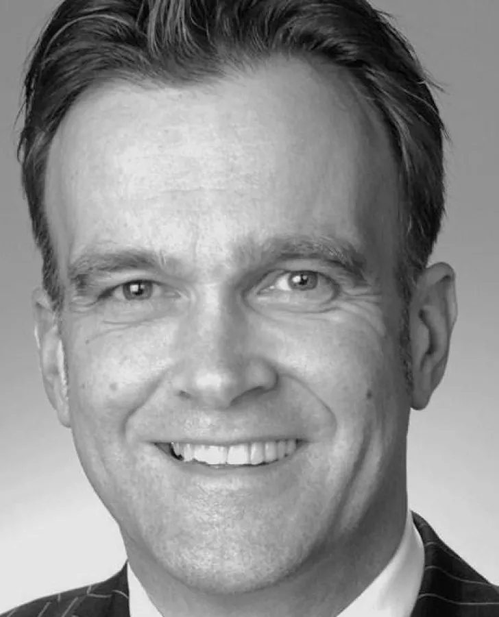 Andreas Grimm baut bei der GORDELIK AG Finance auf.