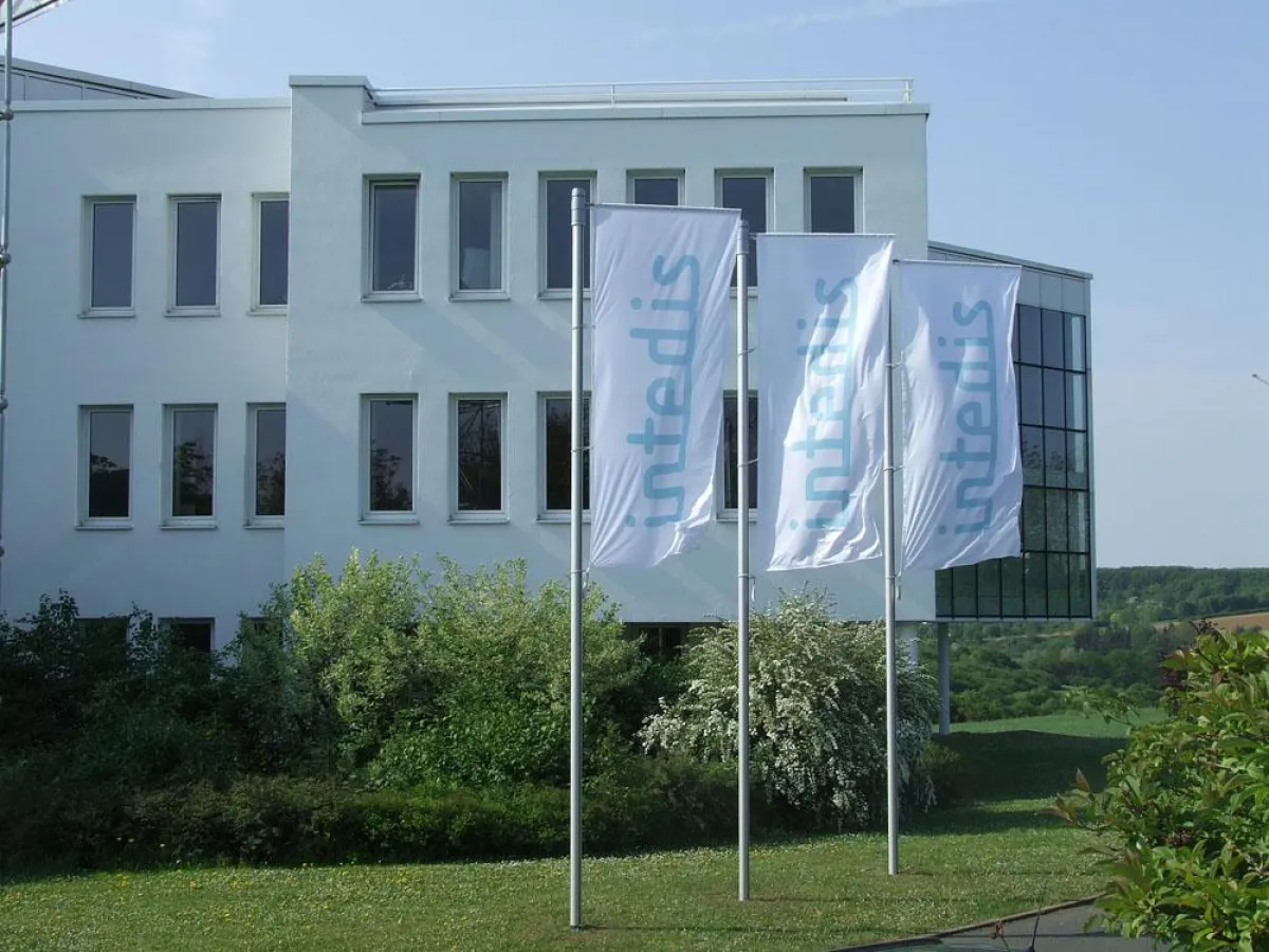 Der neue Firmensitz der Intedis GmbH & Co. KG in der Max-Mengeringhausen-Str. 5 in Würzburg-Heuchelhof.