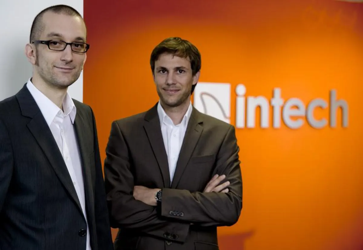 Christian Wagner (l), Bastian Friedrich - Geschäftsführer und Inhaber von in-tech