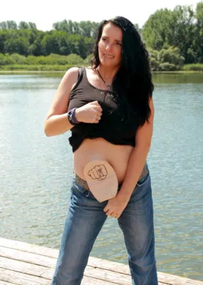 Bild: „Ich bin ein Beuteltier - Fotoaktion von Stomaträgern“