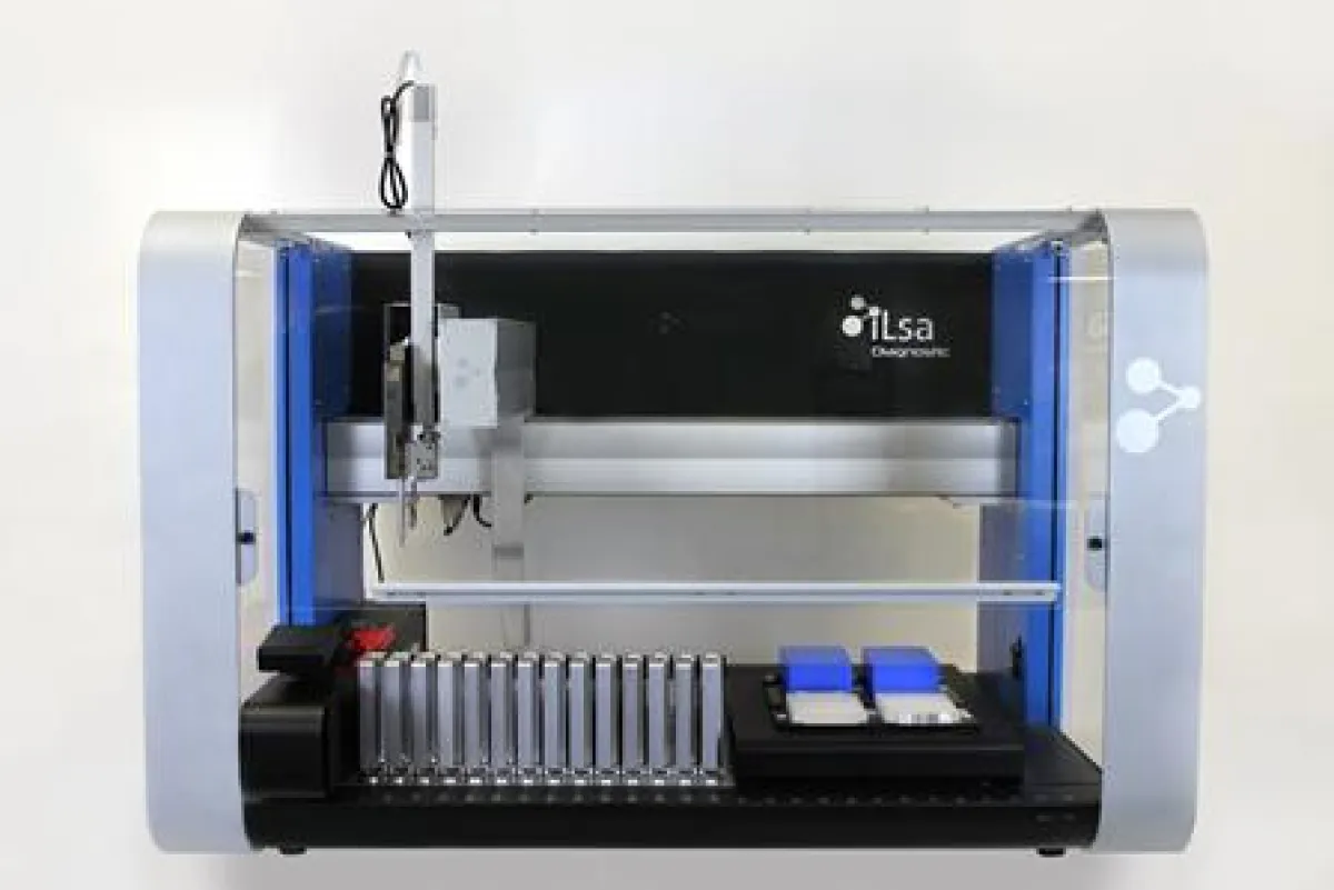 Die Mikroplatten (Datenmatrix) werden mit einem individuellen Barcode versehen