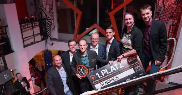 Vierzehn junge Technologie-Unternehmen kämpften im Ring um die besten Ideen Bild: Vierzehn junge Technologie-Unternehmen kämpften im Ring um die besten Ideen