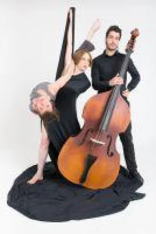 Premiere: Tanztheaterstück "Hiraeth - I carry someone else's memory" Bild: Premiere: Tanztheaterstück "Hiraeth - I carry someone else's memory"