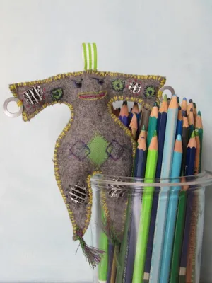 Bild: Treuer Begleiter für ABC-Schützen: „Entdeckergeist“ macht Kindern bei der Einschulung Mut