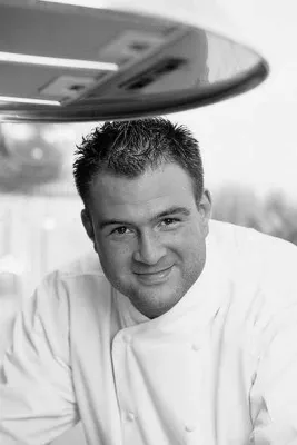 Bild: Ein junger Wilder geht dem See auf den Grund