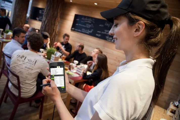 AVISIO schafft Schnittstellen: Relevante Gastro-Bereiche sind miteinander vernetzt Bild: AVISIO schafft Schnittstellen: Relevante Gastro-Bereiche sind miteinander vernetzt