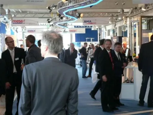 Bild: INNO IT 09 - Innovationsmesse in der Sparkassen-Arena-Kiel am 31. März 2009