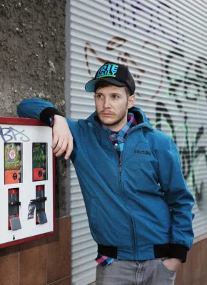 Bild: Shootingstar Nis-Momme Stockmann liest erstmalig in seiner Heimat