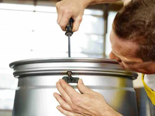 RDKS machen den Reifenwechsel komplex Bild: RDKS machen den Reifenwechsel komplex