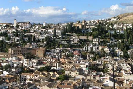 Bild: Estudia Espana Spanien Sprachreisen: Buchen. Sparen