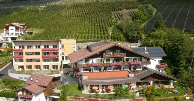 Bild: EM-Blues in den Bergen - Das Hotel Hilburger pfeift zur Nachspielzeit