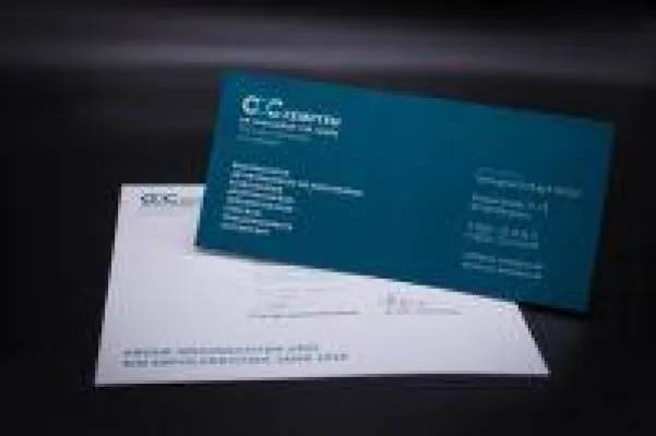 Bild: Modernes Corporate Design und Website für Arztpraxis von greiterundcie.