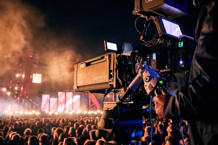 Frankfurter Live Streaming Anbieter erklärt Vorteile eines Live Streams für Festivals Bild: Frankfurter Live Streaming Anbieter erklärt Vorteile eines Live Streams für Festivals