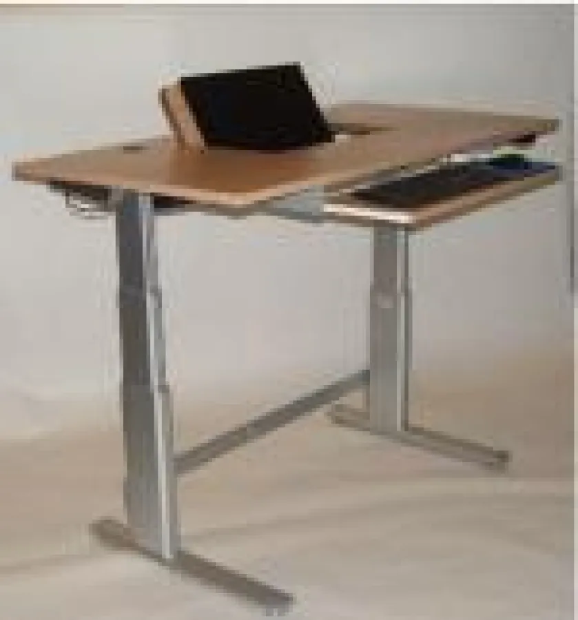 Ergonomisch optimierter Steh-Sitz-Arbeitstisch AXIMA HT von ADION