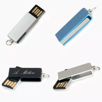 Bild: Mini USB-Sticks mit Handgravur - jeder Stick ein unverwechselbares Unikat