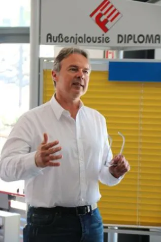 Bild: Jahreshauptversammlung steckt