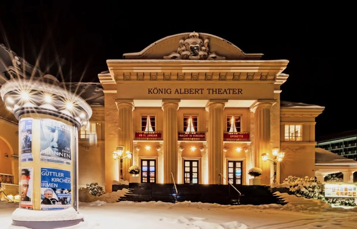 Das winterliche König Albert Theater Bad Elster / © Jan Bräuer