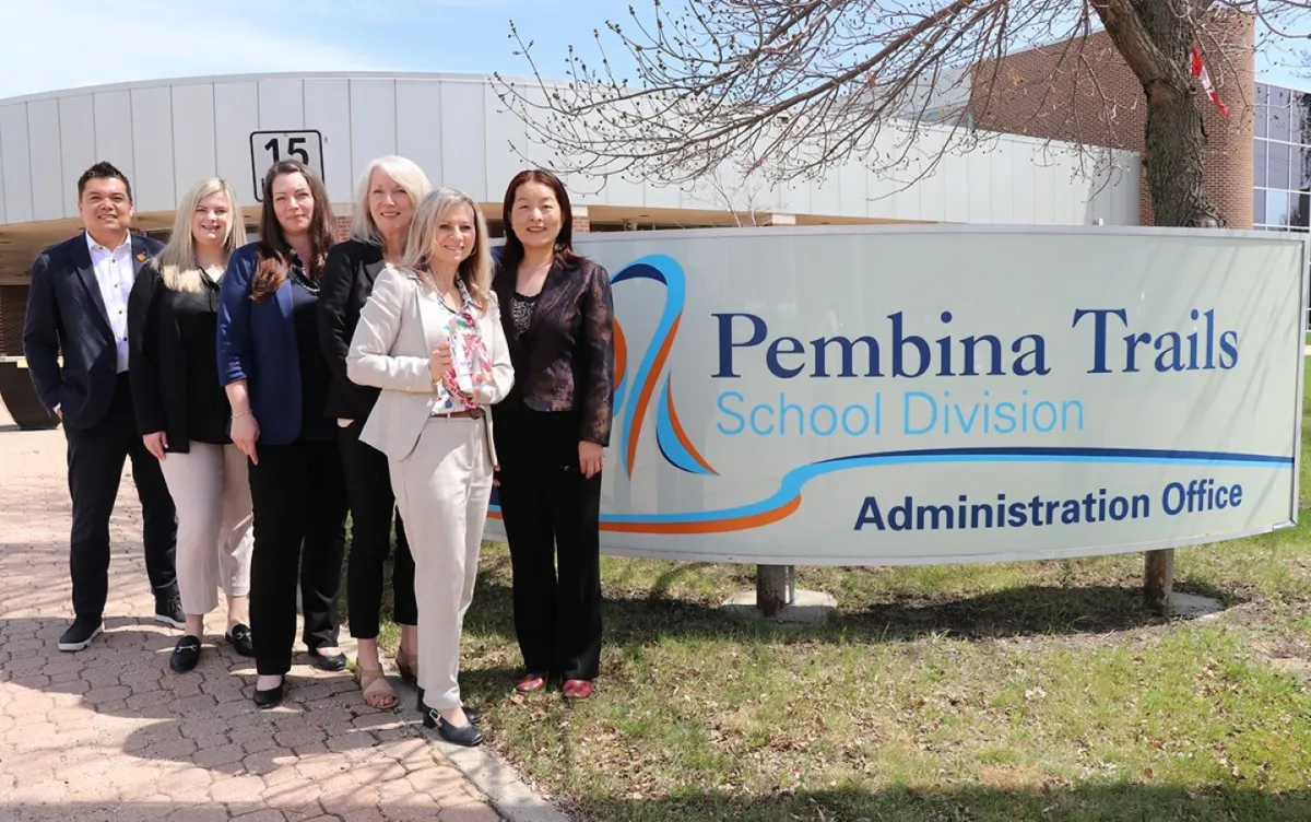 2.500 Schüler aus Deutschland besuchen die Schule in Kanada, einige auch in Winnipeg/Manitoba. (© Pembina Trails School Division)