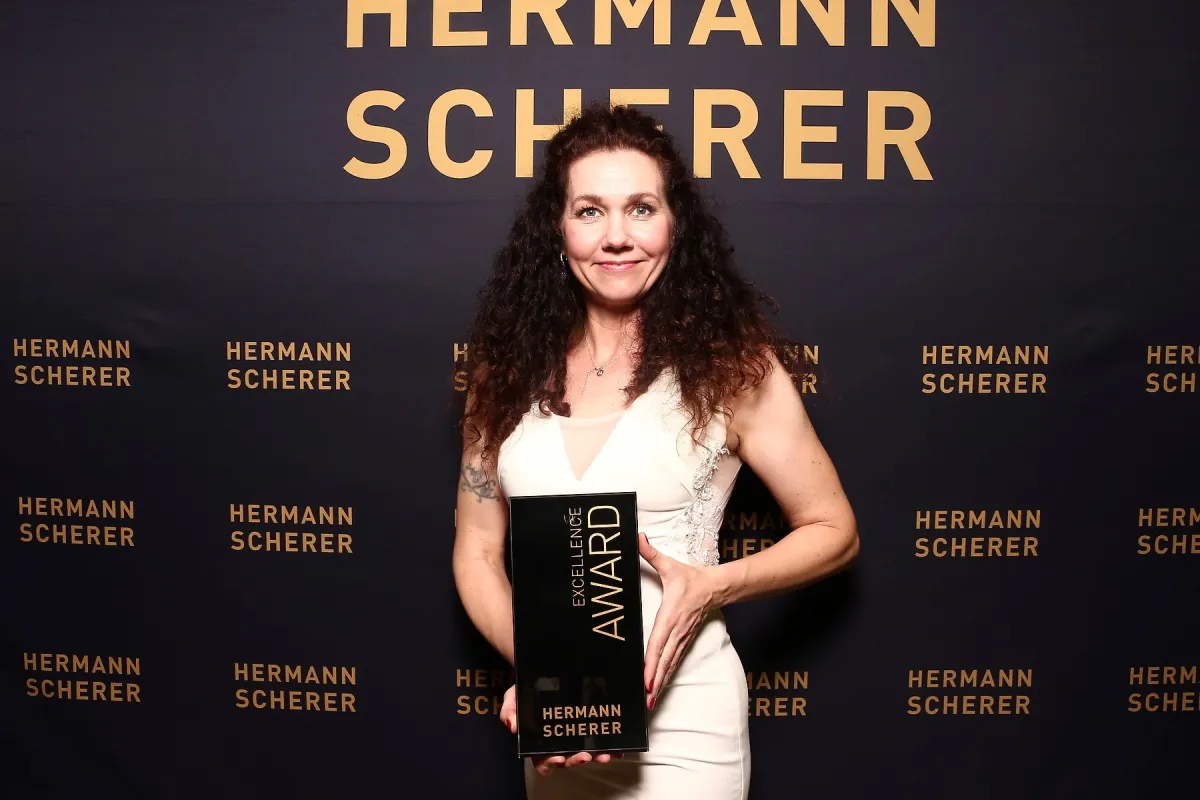 Hamburgerin Manuela Clasen beim 20. internationalen Speaker Slam ausgezeichnet (© Manuela Clasen)